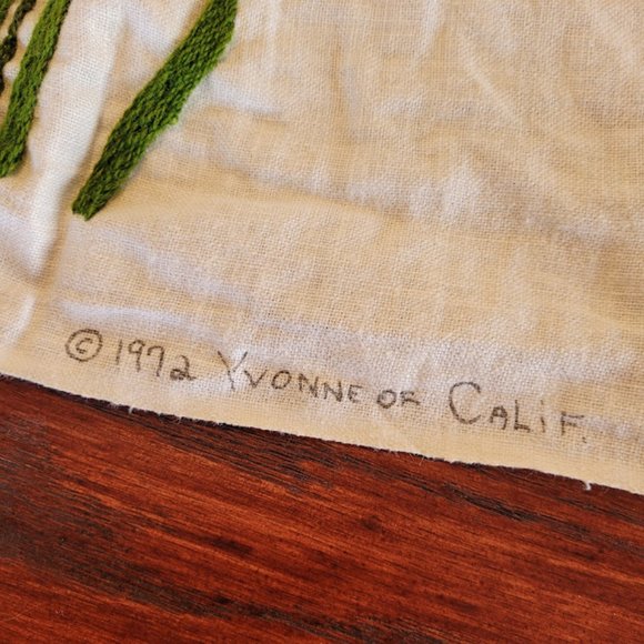 Vintage 1972 Embroidery Handmade Asian Lady Geisha Iris Slow Stitch Cottagecore - Picture 10 of 14